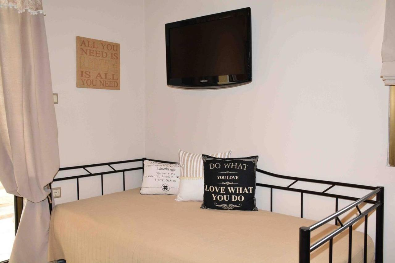 Aelia Houses Agia Marina  Экстерьер фото